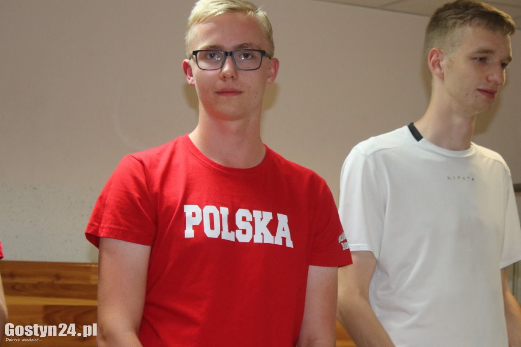 Powitanie medalistów z KS Start Gostyń