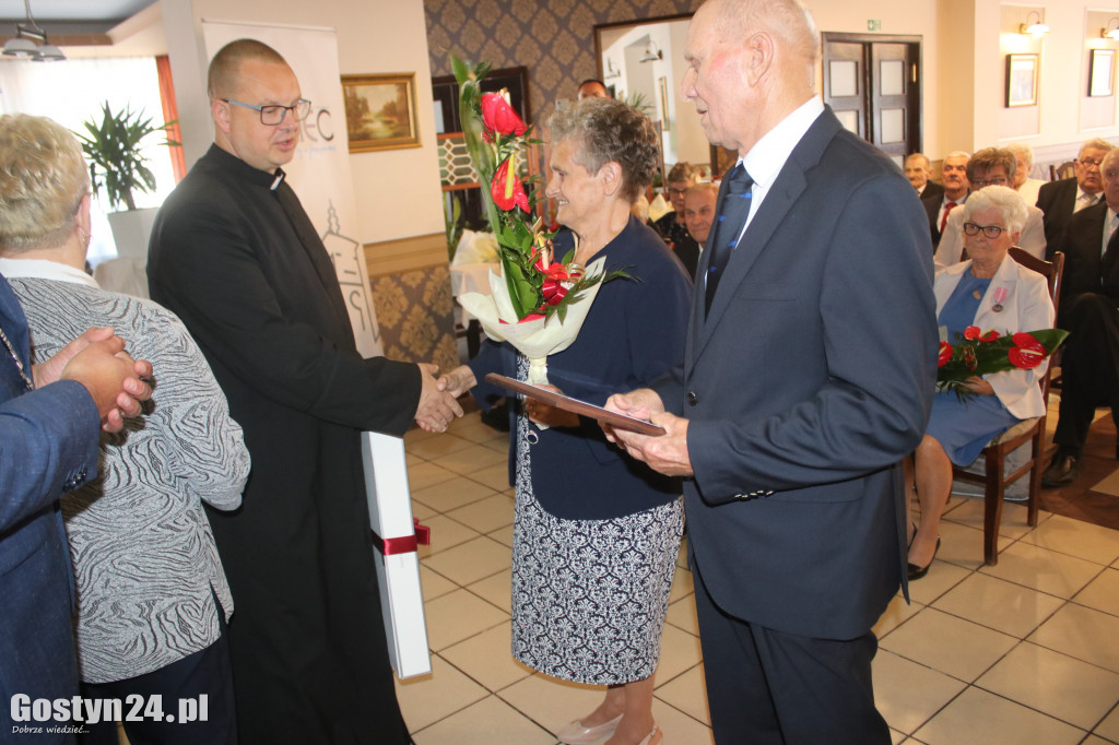 Uroczystość wręczenia medali za długoletnie pożycie w Poniecu