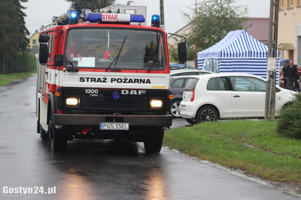 Festyn KGW w ramach Narodowego Punktu Szczepień w Głuchowie