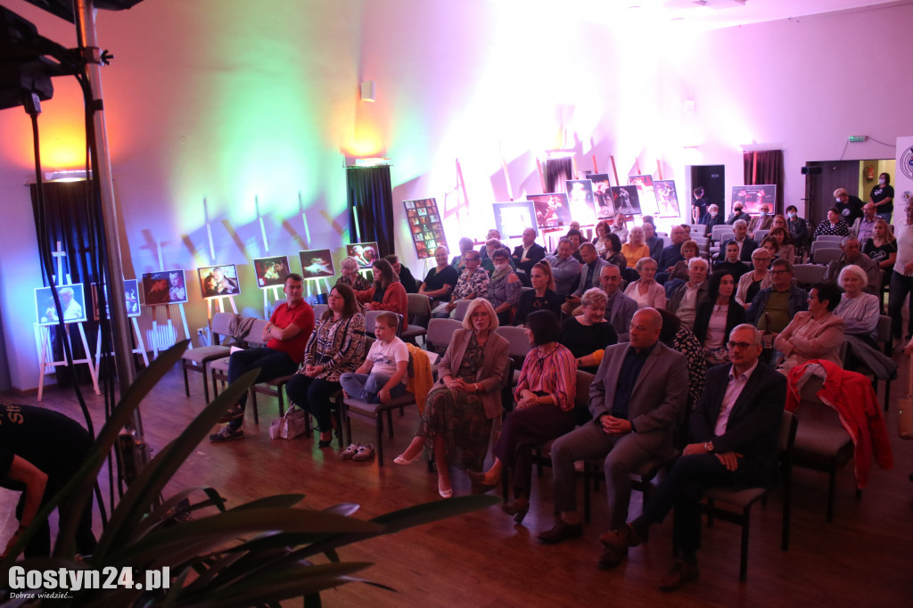 Tangonalia 202. Artyści wystąpili  na scenie ośrodka kultury