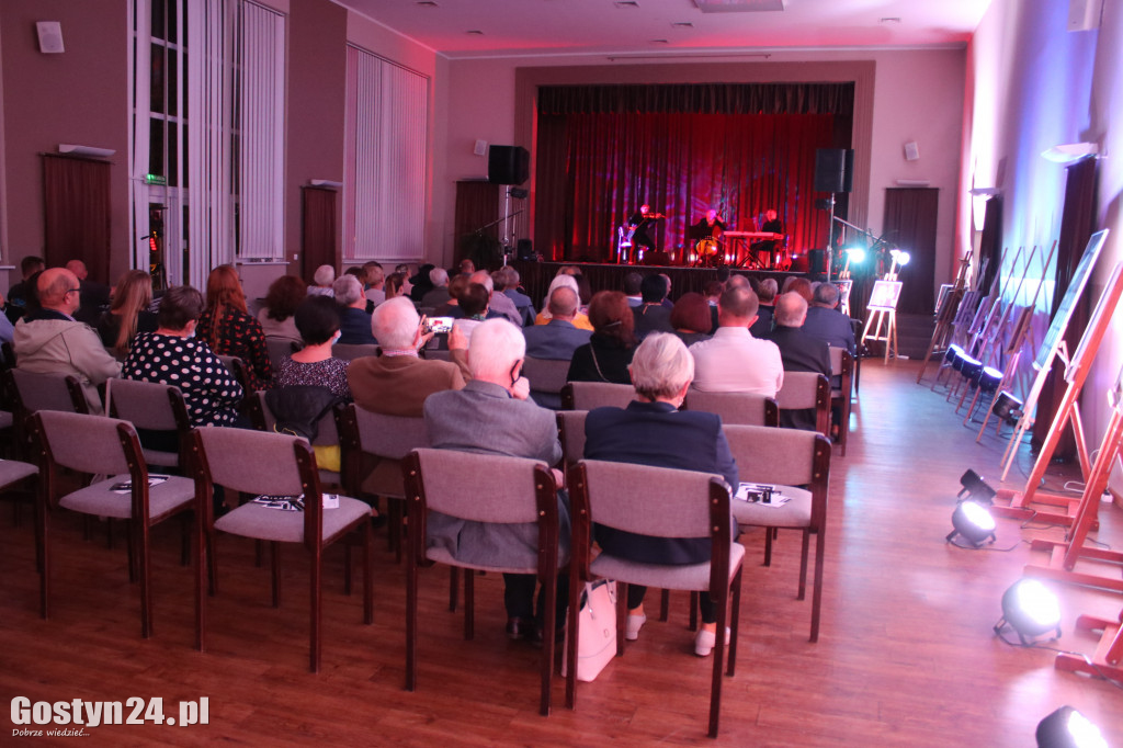 Tangonalia 202. Artyści wystąpili  na scenie ośrodka kultury