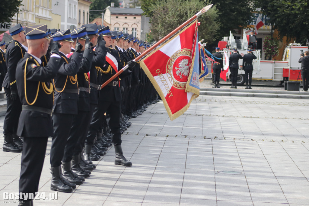 Nadanie i przekazanie sztandaru KP PSP Gostyń