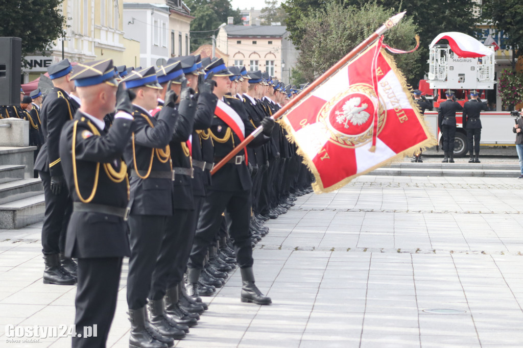 Nadanie i przekazanie sztandaru KP PSP Gostyń