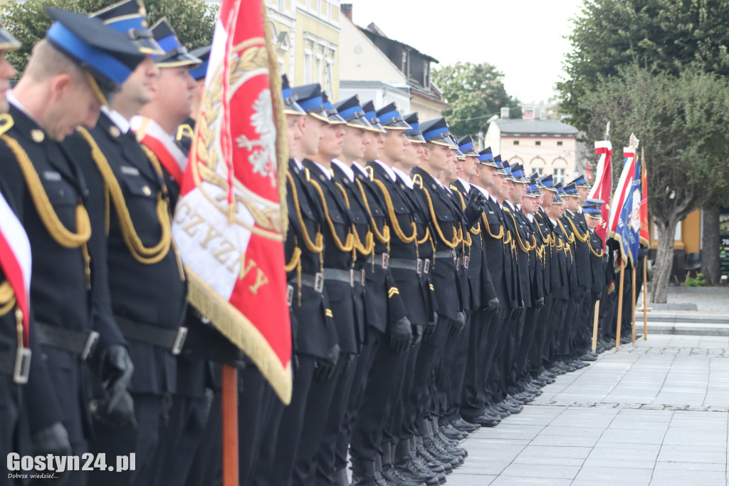 Nadanie i przekazanie sztandaru KP PSP Gostyń