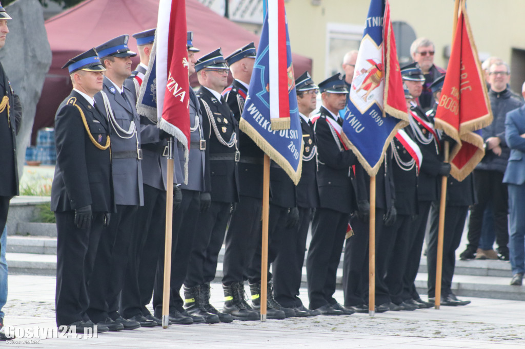 Nadanie i przekazanie sztandaru KP PSP Gostyń