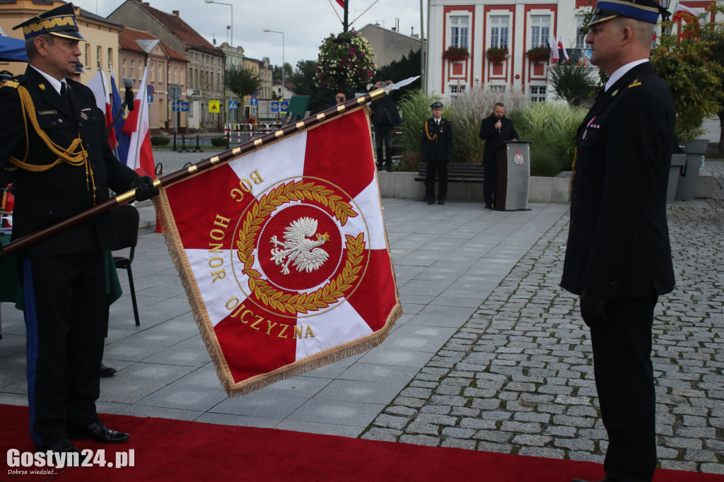 Nadanie i przekazanie sztandaru KP PSP Gostyń