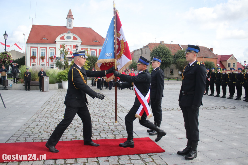 Nadanie i przekazanie sztandaru KP PSP Gostyń
