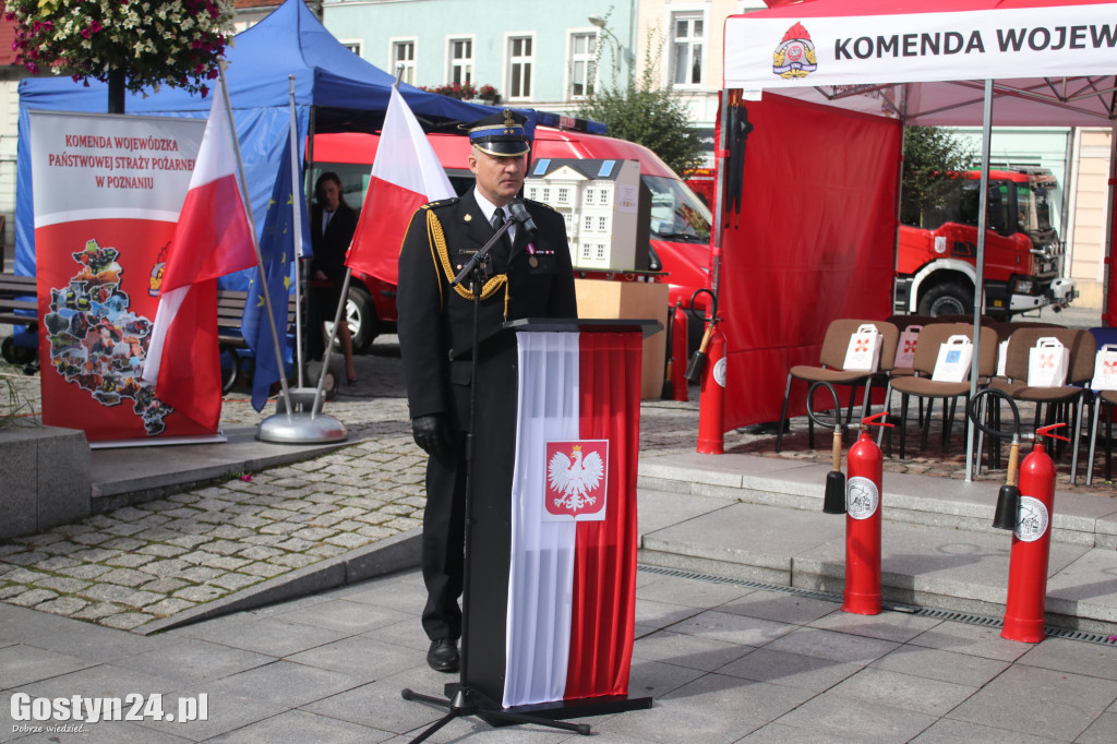 Nadanie i przekazanie sztandaru KP PSP Gostyń