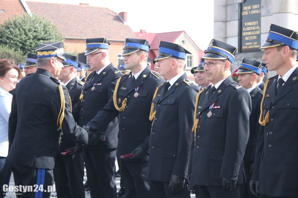 Nadanie i przekazanie sztandaru KP PSP Gostyń