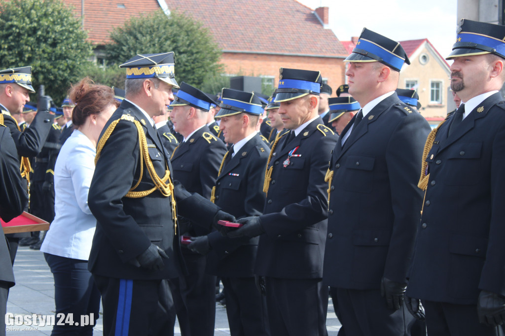 Nadanie i przekazanie sztandaru KP PSP Gostyń
