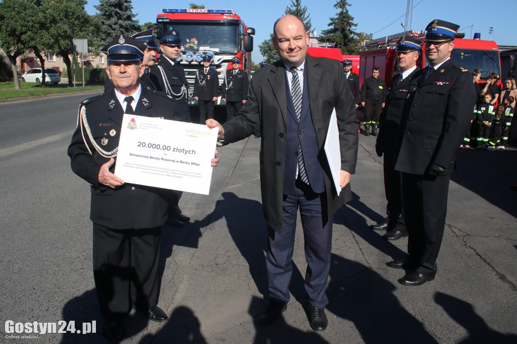 Wręczenie promes OSP w Karolewie