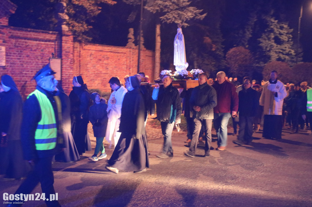 Ostatni w tym roku procesja fatimska ulicami Gostynia