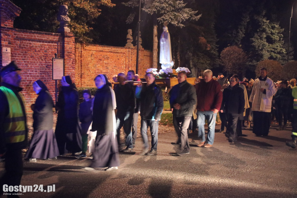 Ostatni w tym roku procesja fatimska ulicami Gostynia