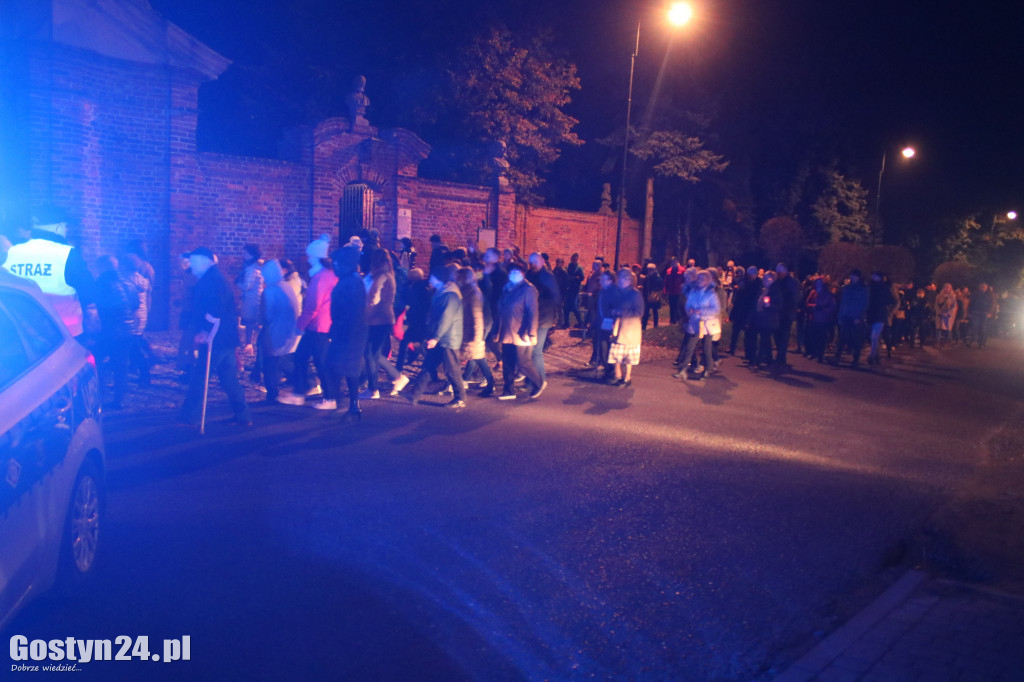Ostatni w tym roku procesja fatimska ulicami Gostynia
