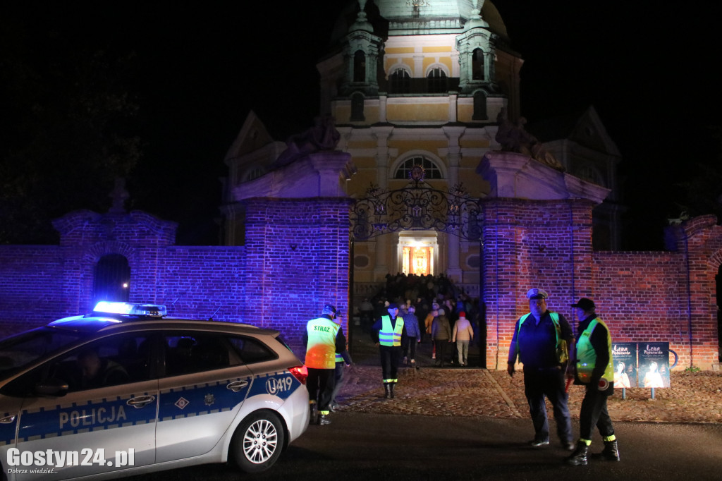Ostatni w tym roku procesja fatimska ulicami Gostynia