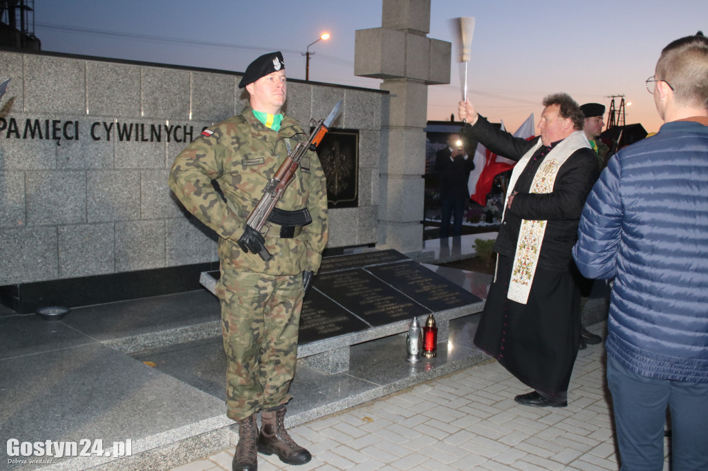 Odsłonięcie nowego pomnika ofiar w Krobi