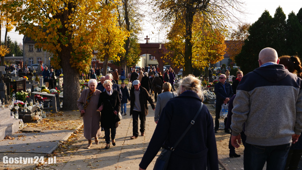 Wszystkich Świętych 1.11.2021 Cmentarz parafialny