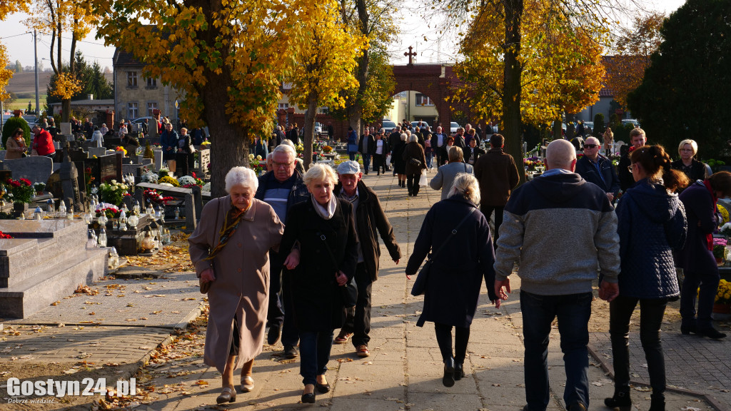 Wszystkich Świętych 1.11.2021 Cmentarz parafialny