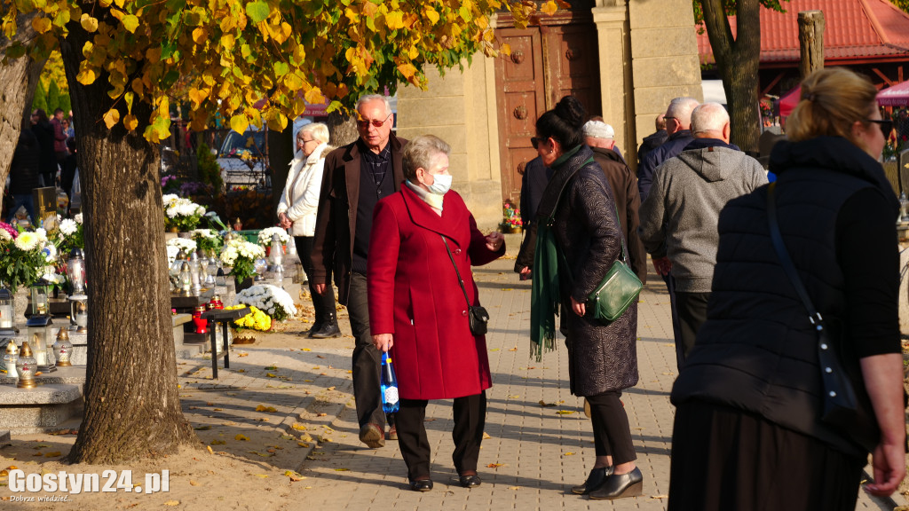 Wszystkich Świętych 1.11.2021 Cmentarz parafialny