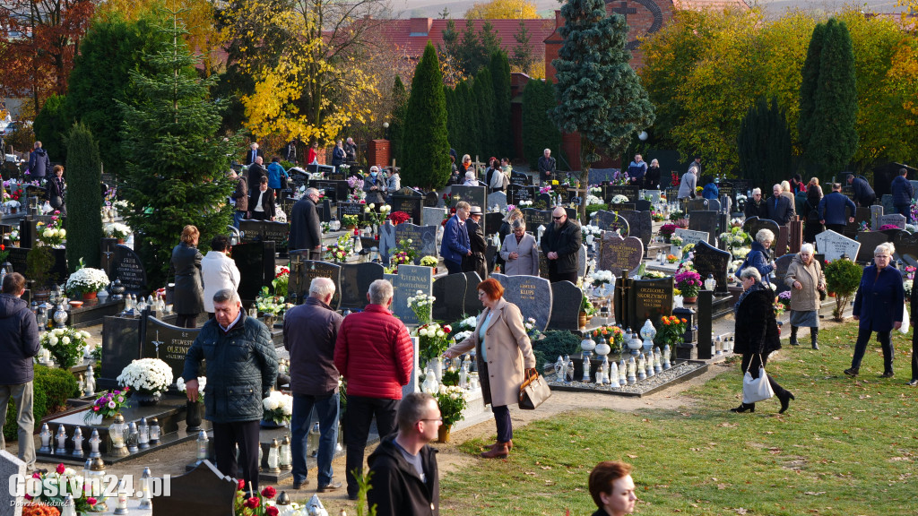 Wszystkich Świętych 1.11.2021 Cmentarz parafialny