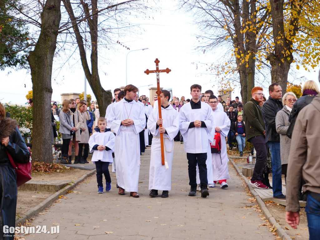 Wszystkich Świętych 1.11.2021 Cmentarz parafialny