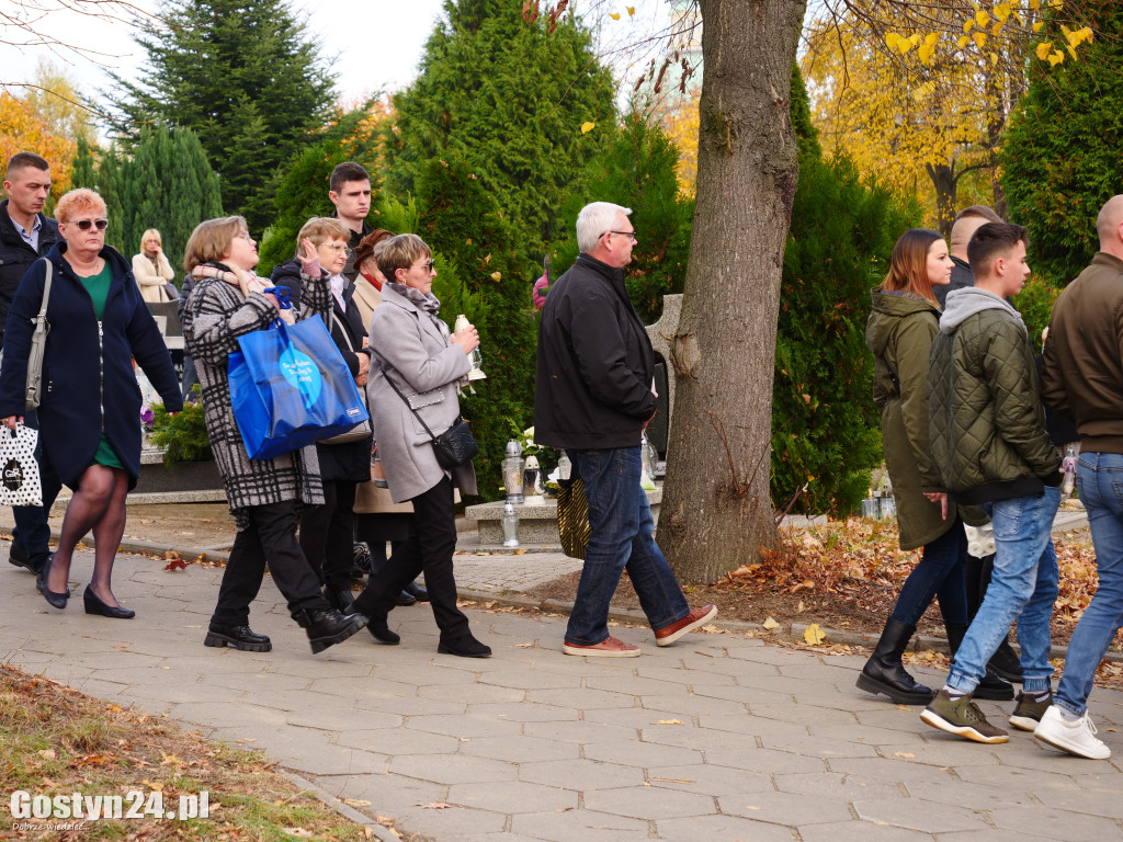 Wszystkich Świętych 1.11.2021 Cmentarz parafialny
