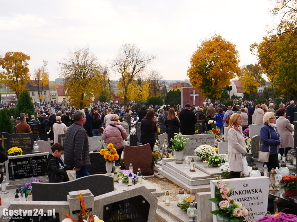 Wszystkich Świętych 1.11.2021 Cmentarz parafialny