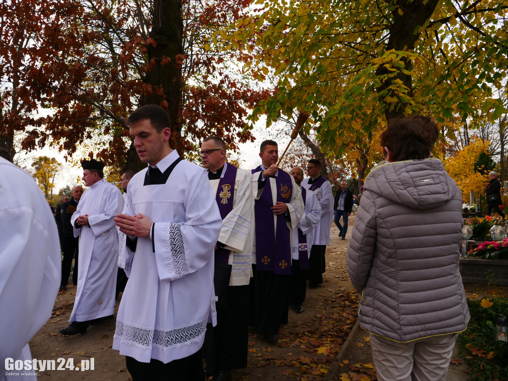 Wszystkich Świętych 1.11.2021 Cmentarz parafialny
