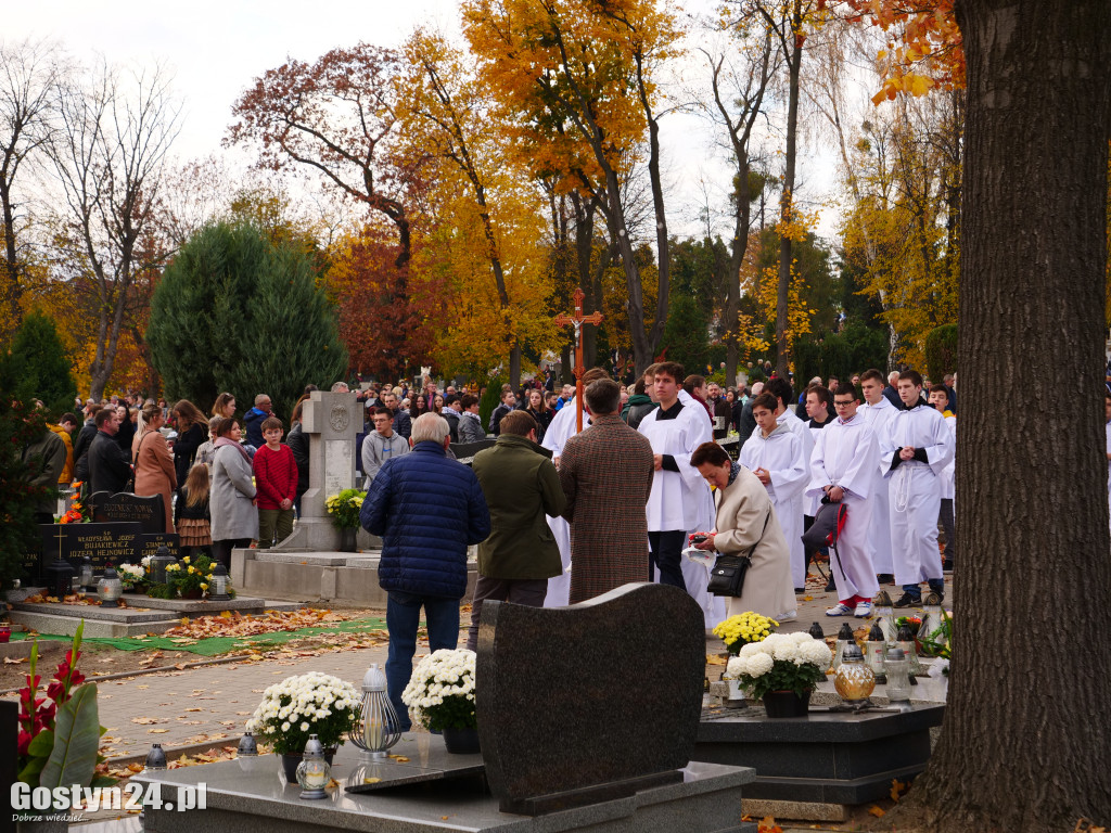 Wszystkich Świętych 1.11.2021 Cmentarz parafialny