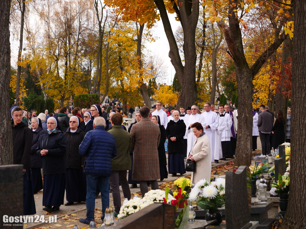 Wszystkich Świętych 1.11.2021 Cmentarz parafialny