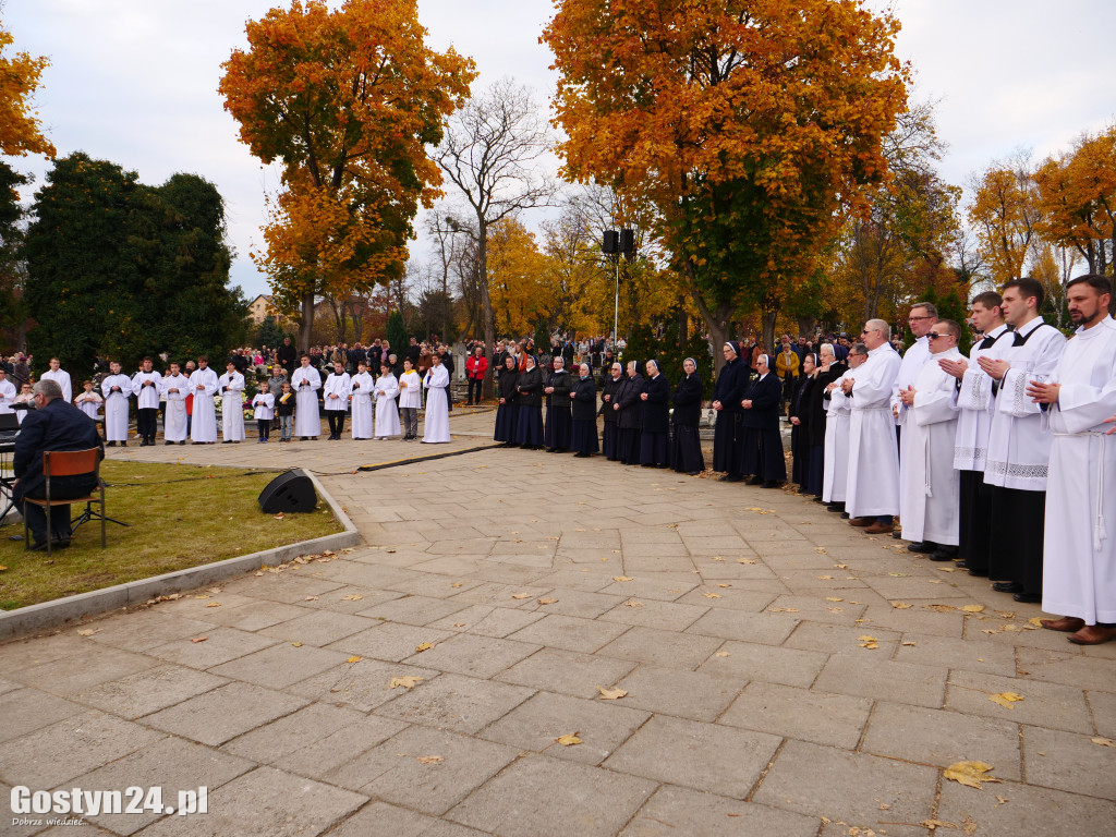 Wszystkich Świętych 1.11.2021 Cmentarz parafialny