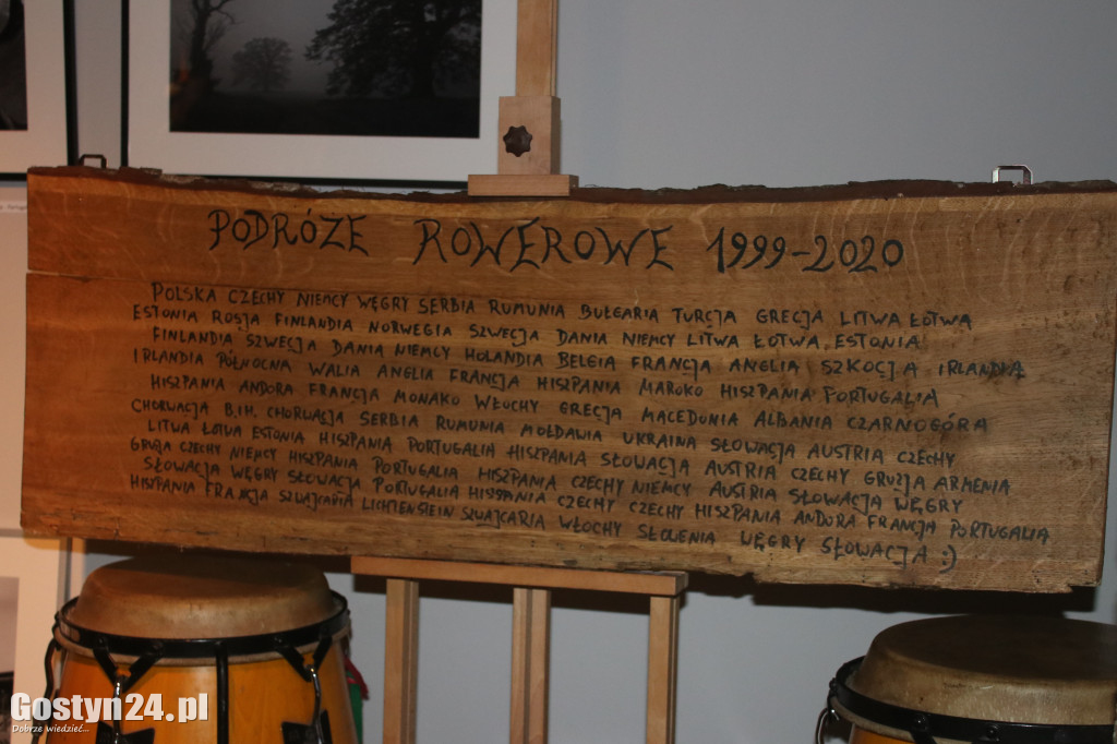 Wernisaż wystawy Macieja Grzymisławskiego Swoją Drogą