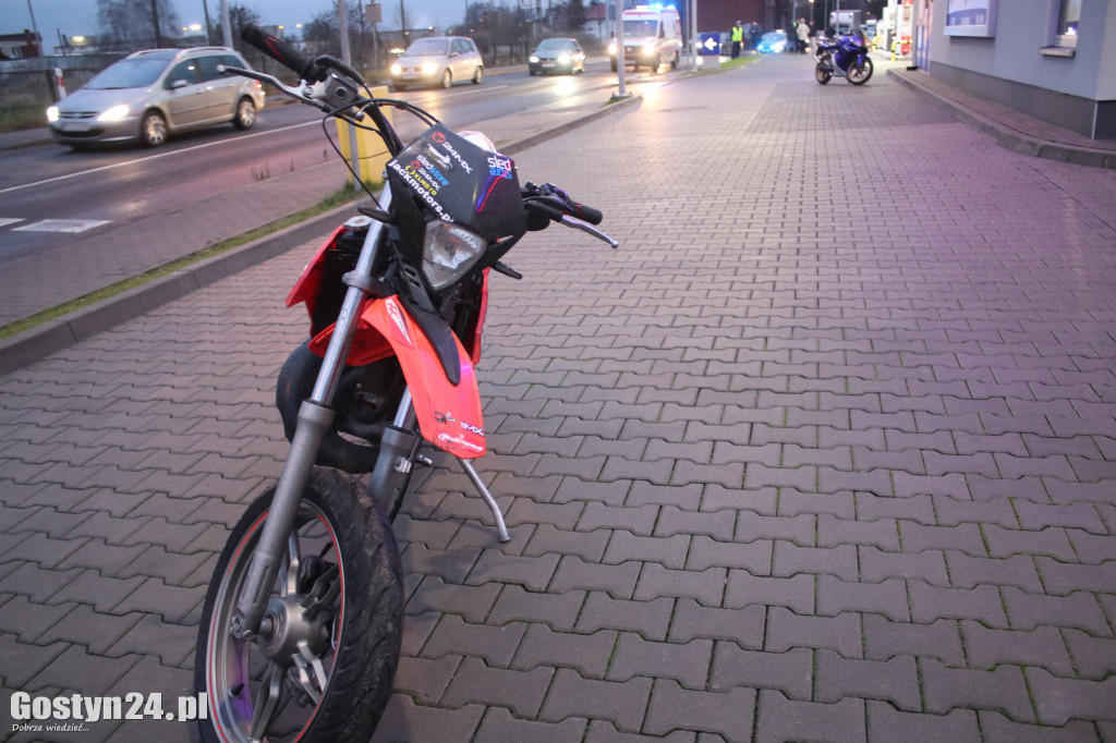 Zdarzenie z udziałem motorowerzysty w Gostyniu
