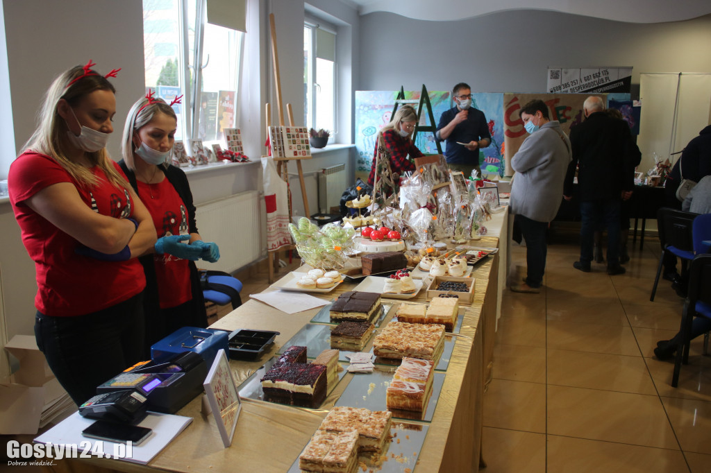 Świąteczna galeria produktów lokalnych w Hutniku