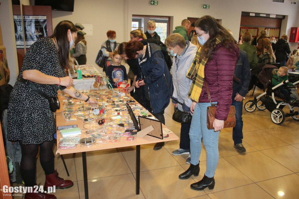 Świąteczna galeria produktów lokalnych w Hutniku