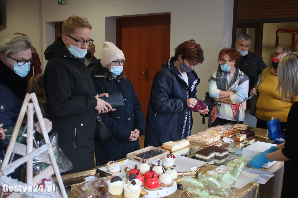 Świąteczna galeria produktów lokalnych w Hutniku