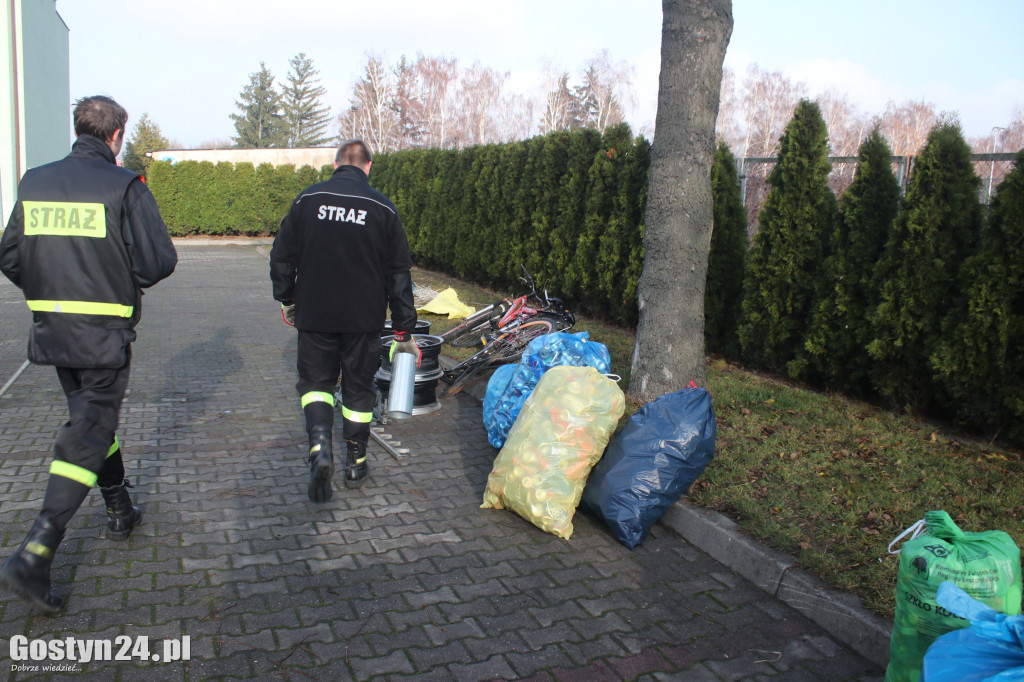 Strażacy zaangażowali się w zbiórkę dla Zuzi