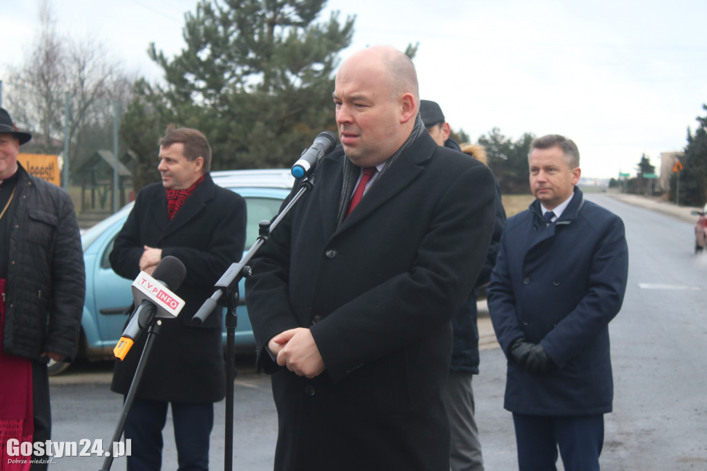 Otwarcie zmodernizowanej drogi w Rogowie