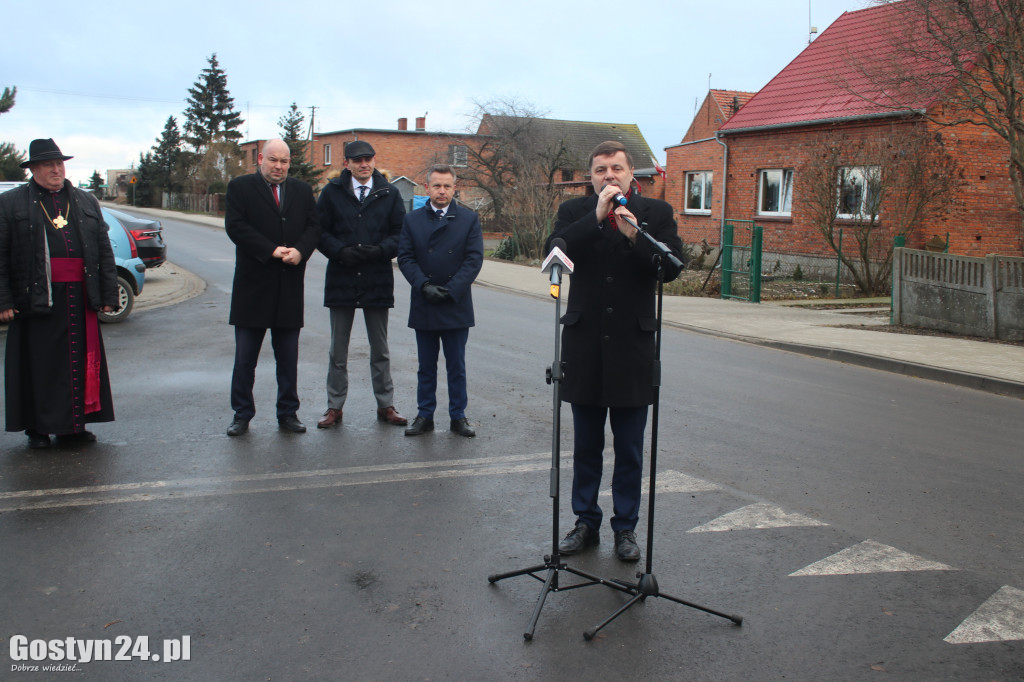 Otwarcie zmodernizowanej drogi w Rogowie