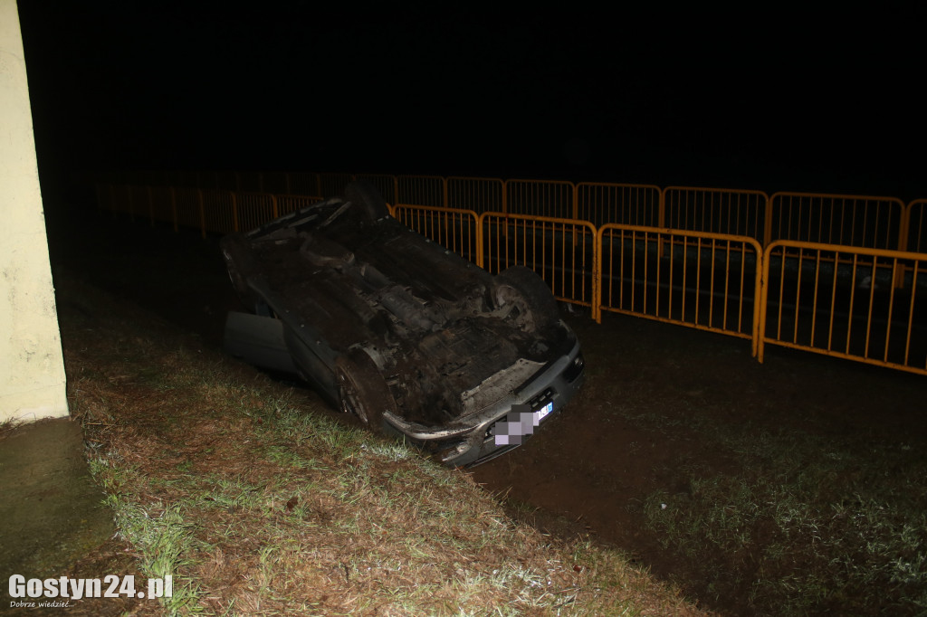 Nocny wypadek pomiędzy Gostyniem a Kunowem