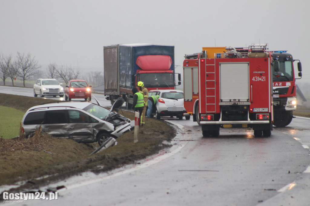 Wypadek na obwodnicy Krobi. Jeden kierowca pijany