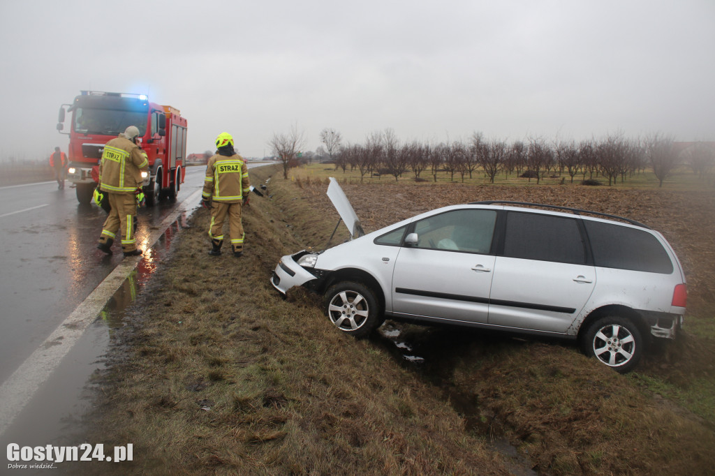 Wypadek na obwodnicy Krobi. Jeden kierowca pijany