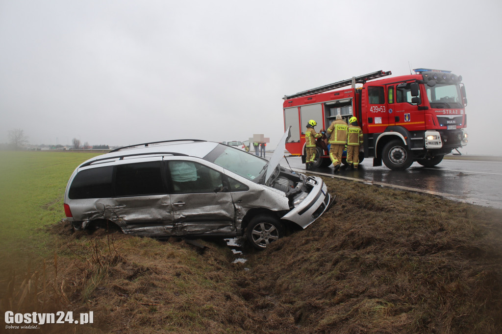 Wypadek na obwodnicy Krobi. Jeden kierowca pijany