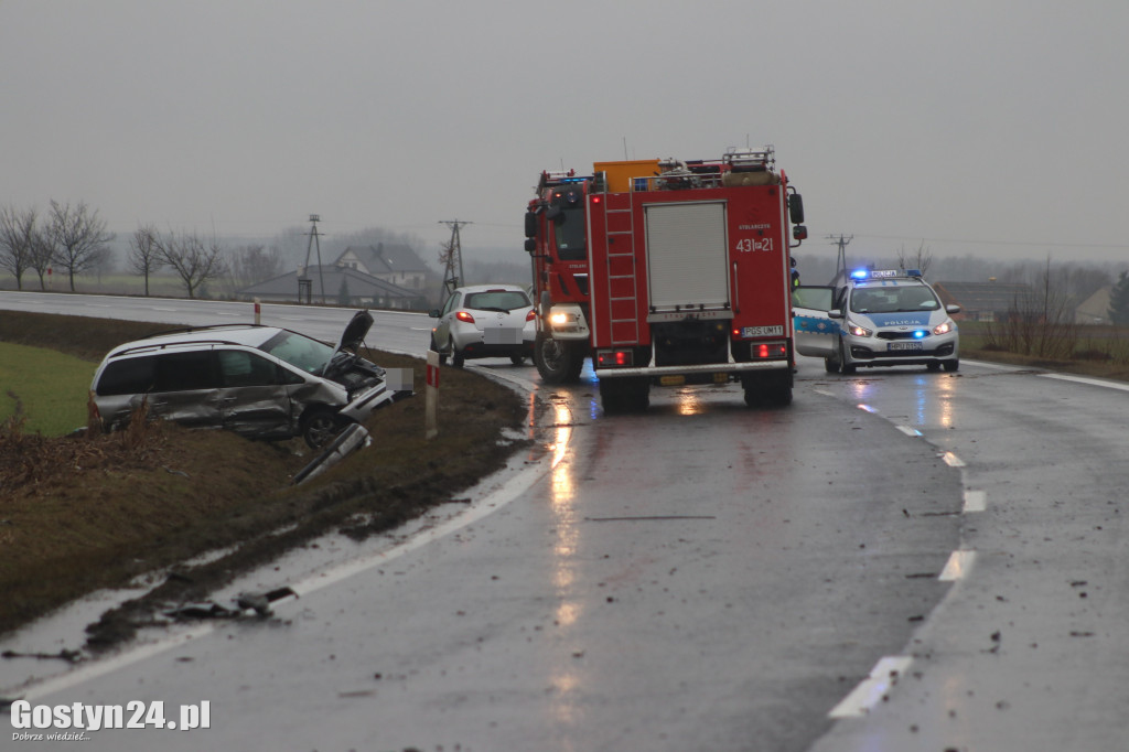 Wypadek na obwodnicy Krobi. Jeden kierowca pijany