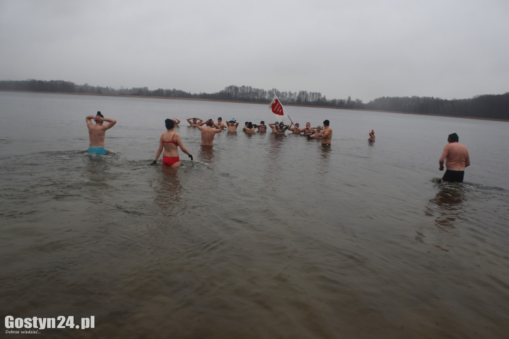 Kąpiel Morsów WOŚP w Cichowie