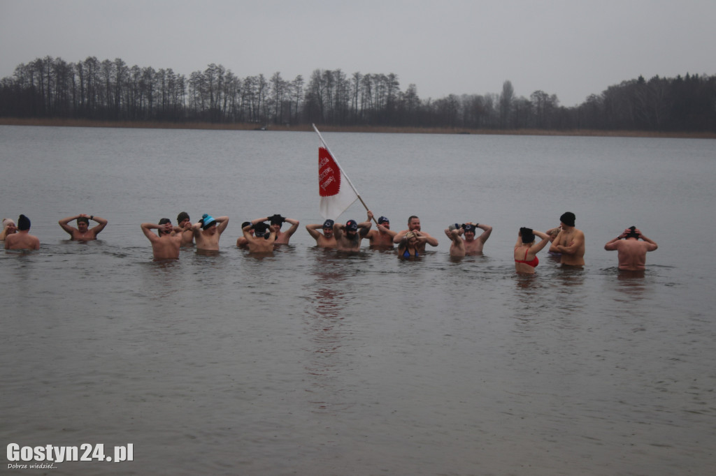Kąpiel Morsów WOŚP w Cichowie