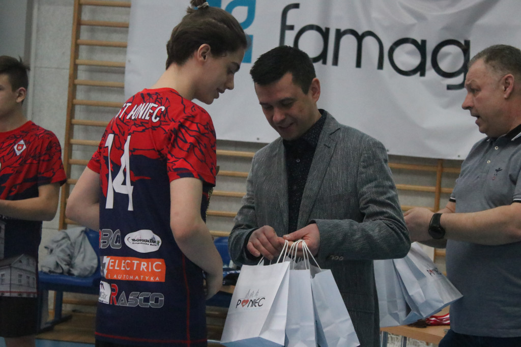 Mistrzostwa Młodzików w Piłce Siatkowej w Poniecu