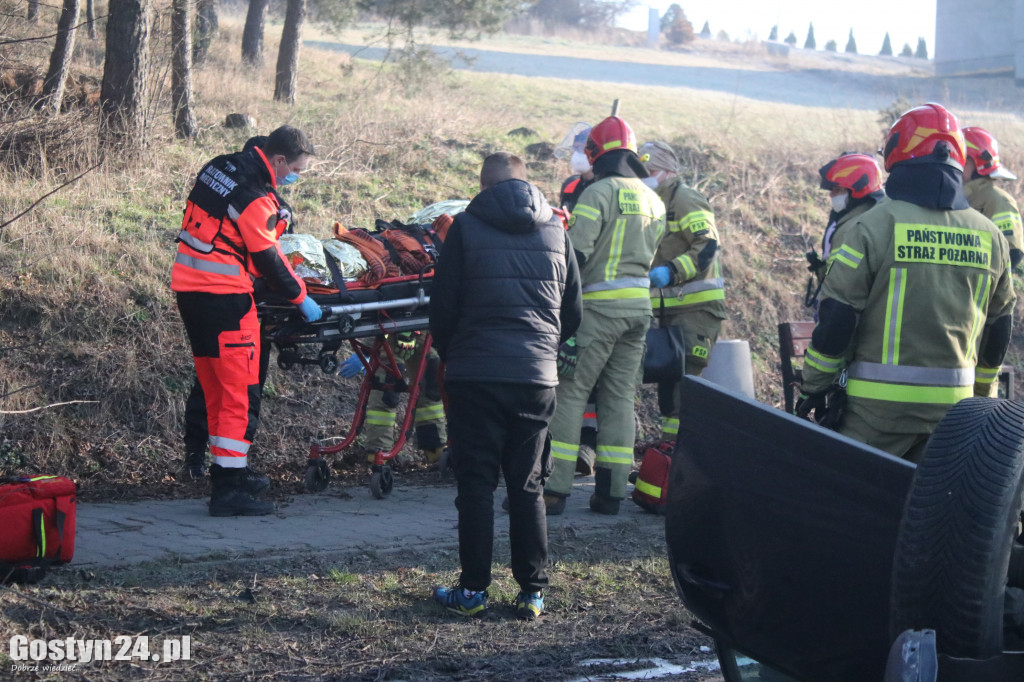 Zdarzenie drogowe na trasie Strzelce Wielkie - Piaski