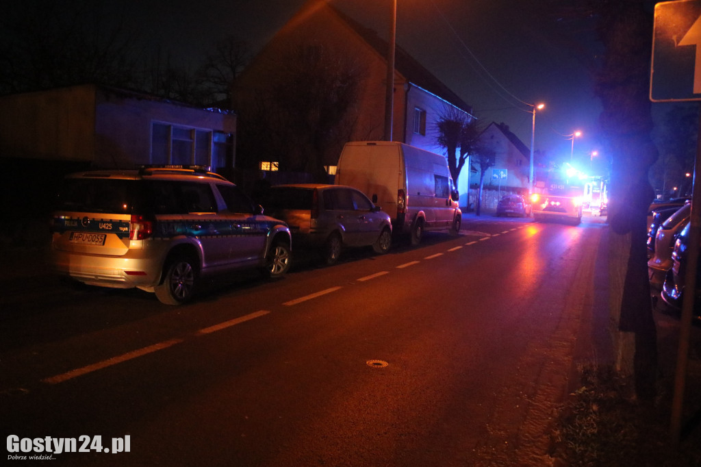 Mężczyzna odkręcił gaz w mieszkaniu, interweniowały służby
