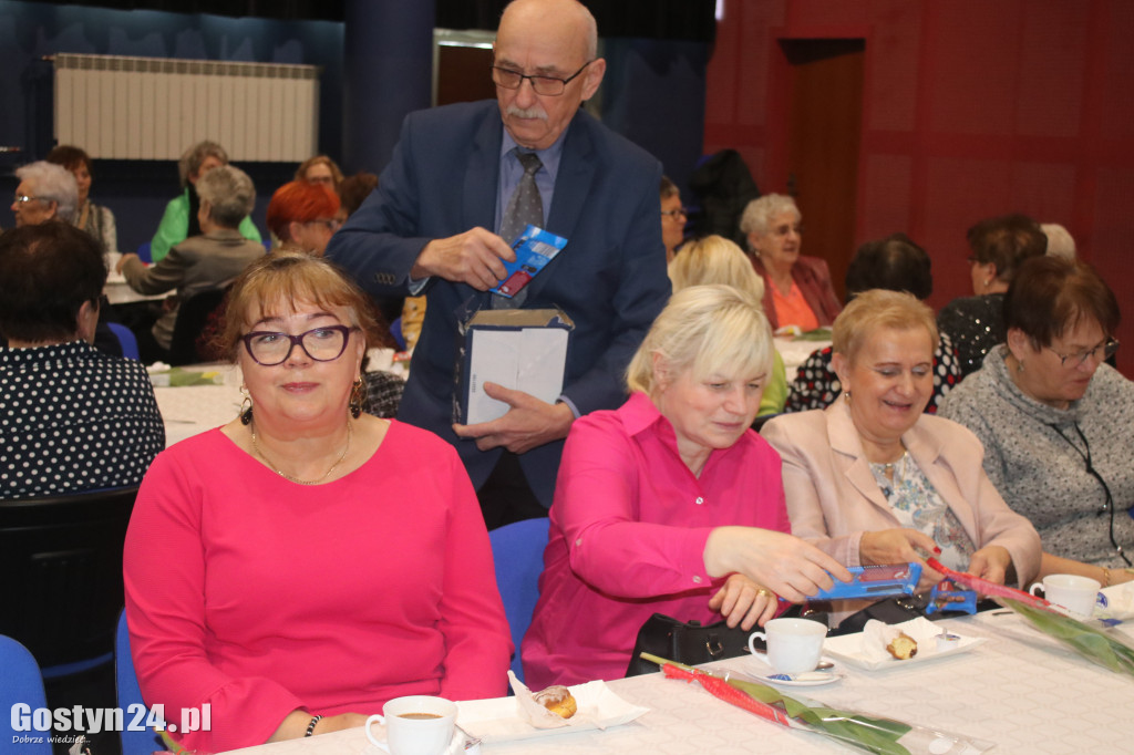 Dzień Kobiet PZERiI w gostyńskim Hutniku